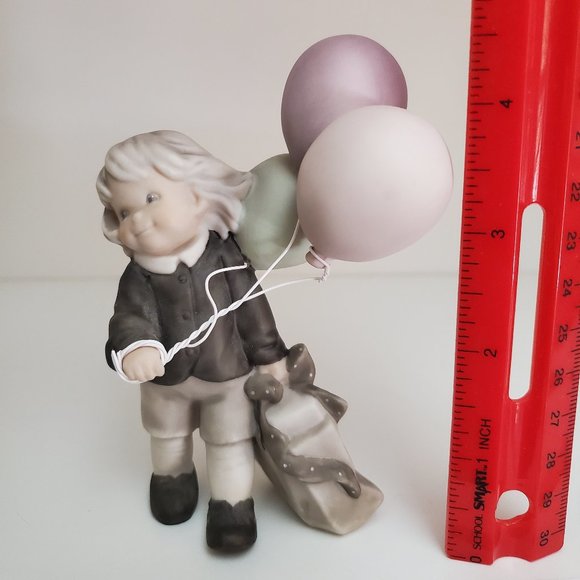 Kim Anderson Figurine - Picture 5 of 6